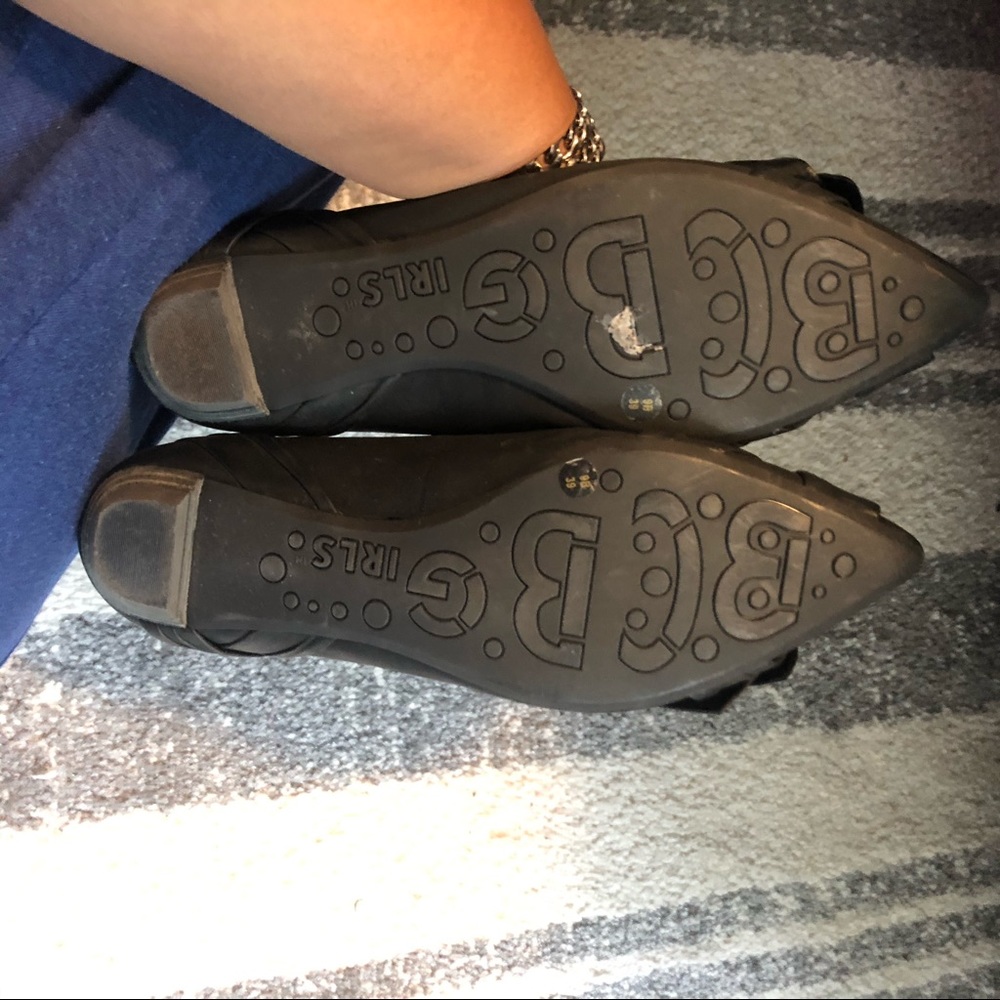 Pointed Toe Flats - image 4